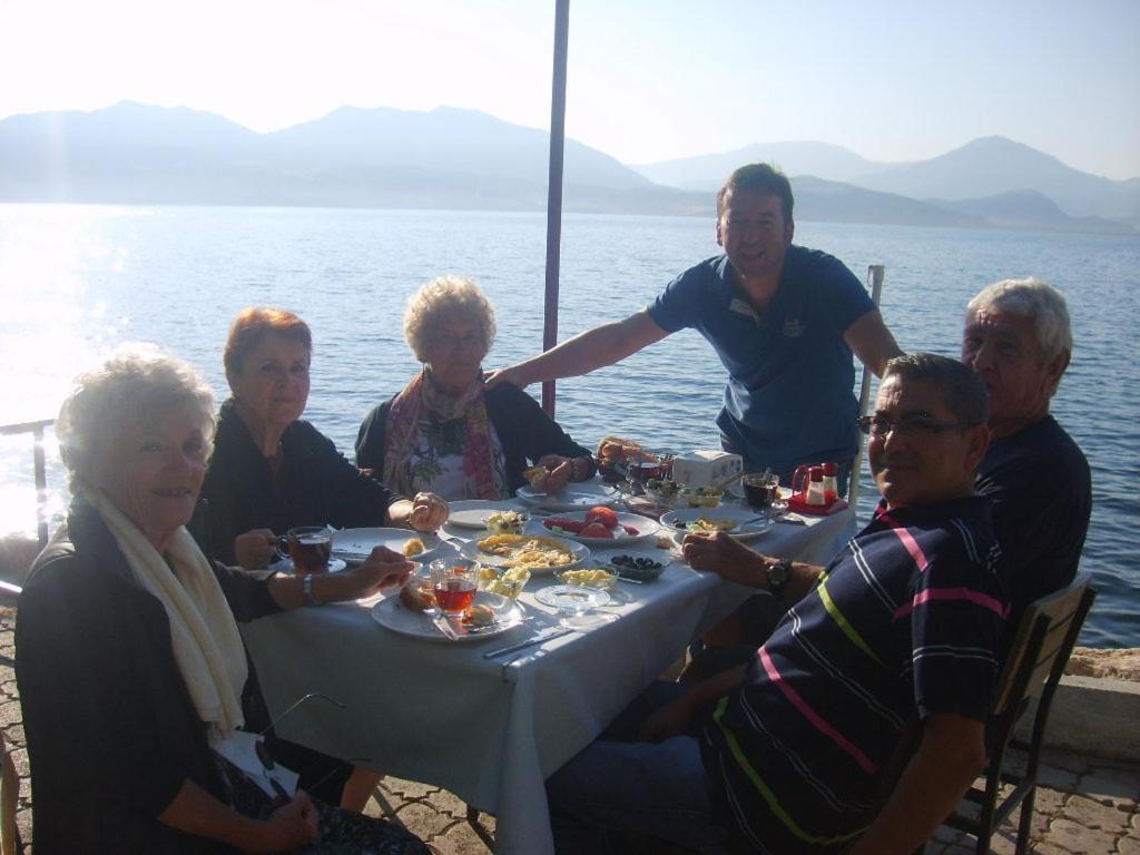 Choo Choo Pension Egirdir Екстер'єр фото